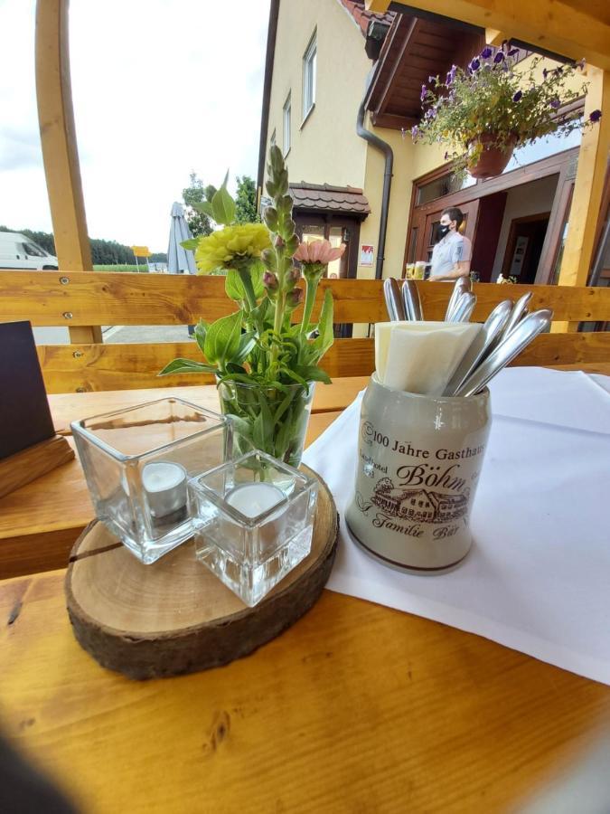 Landhotel Zum Boehm Roth  Kültér fotó
