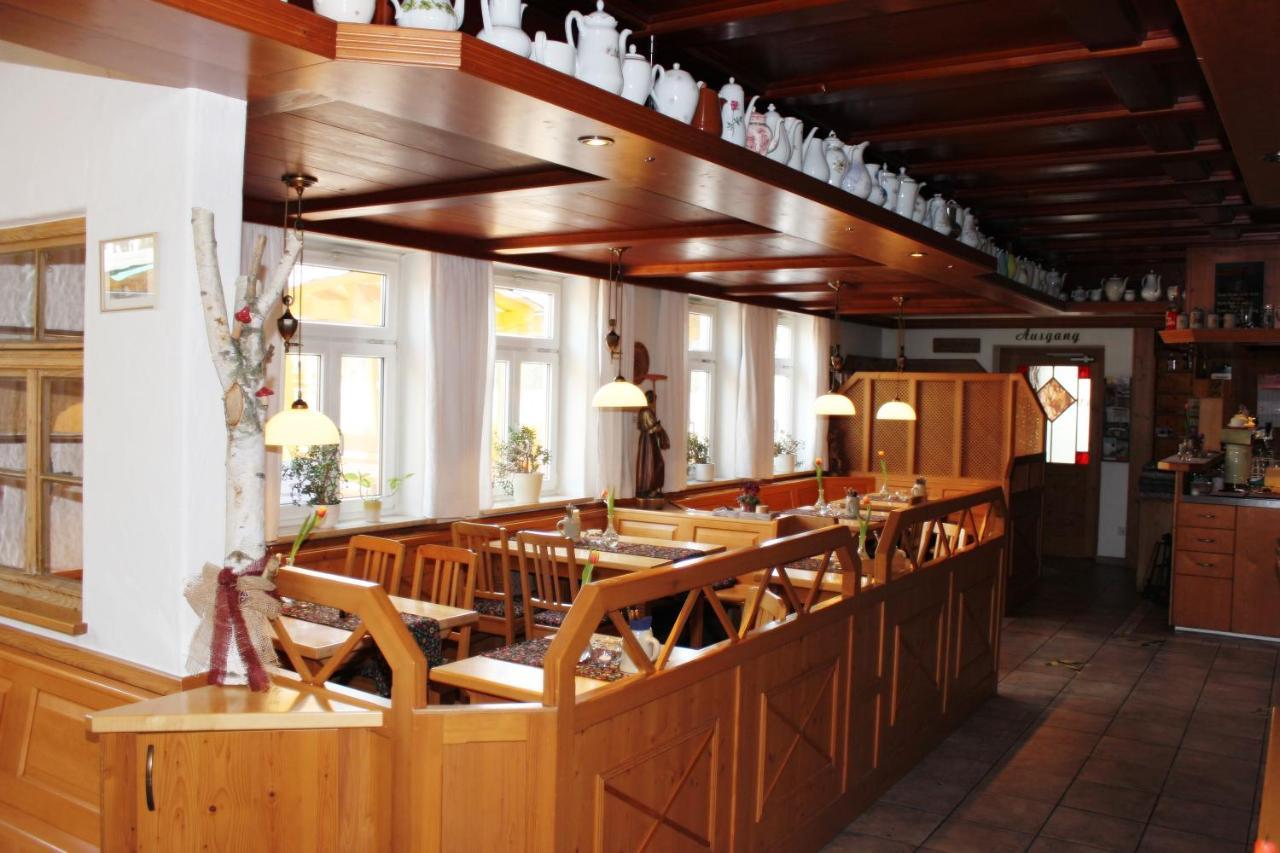 Landhotel Zum Boehm Roth  Kültér fotó