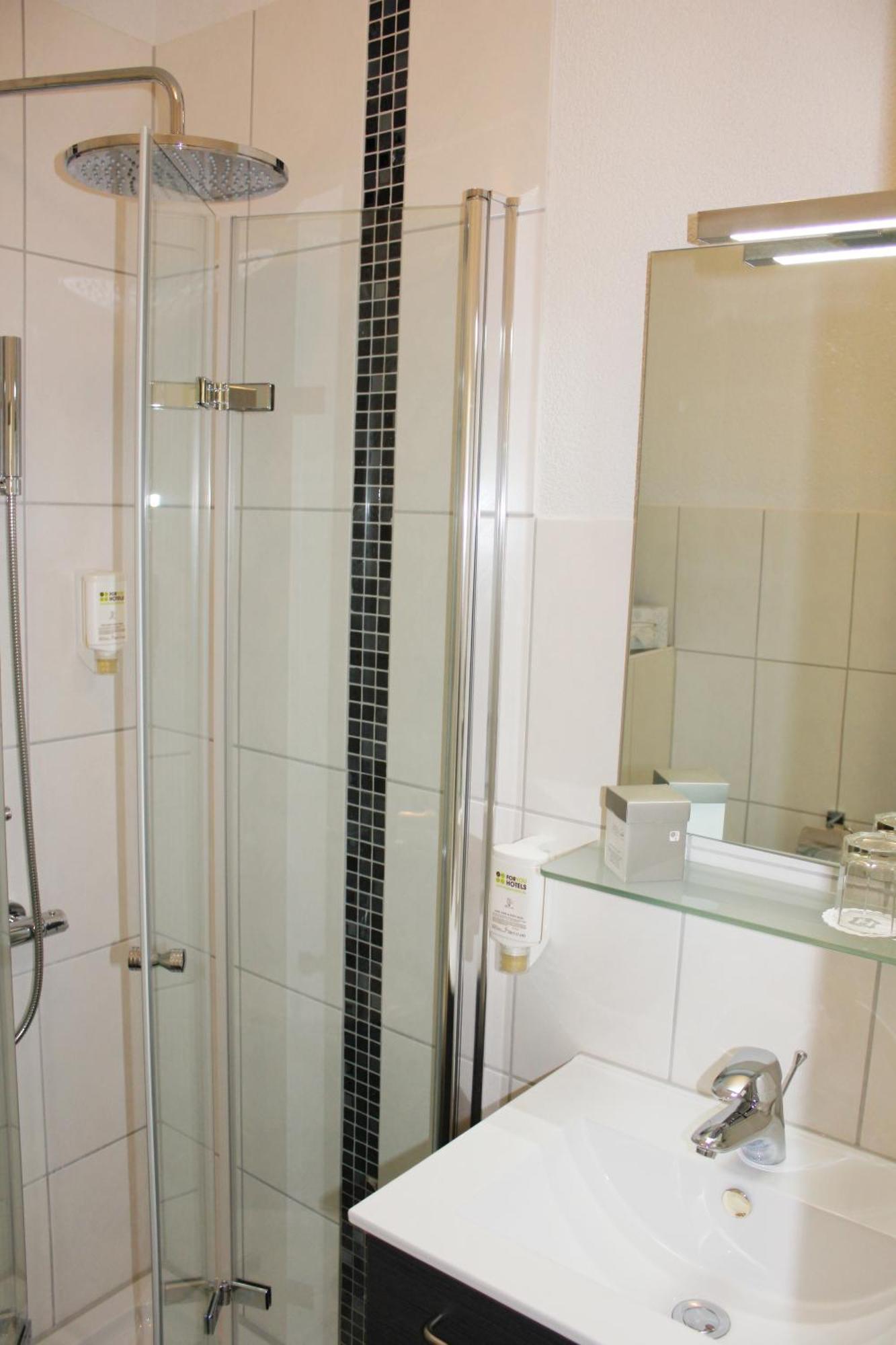Landhotel Zum Boehm Roth  Szoba fotó